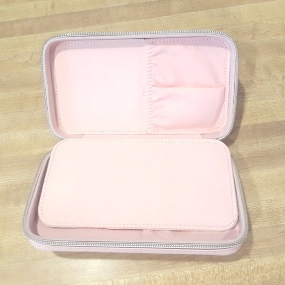 Pink wristlet/wallet - Picture 3 of 3